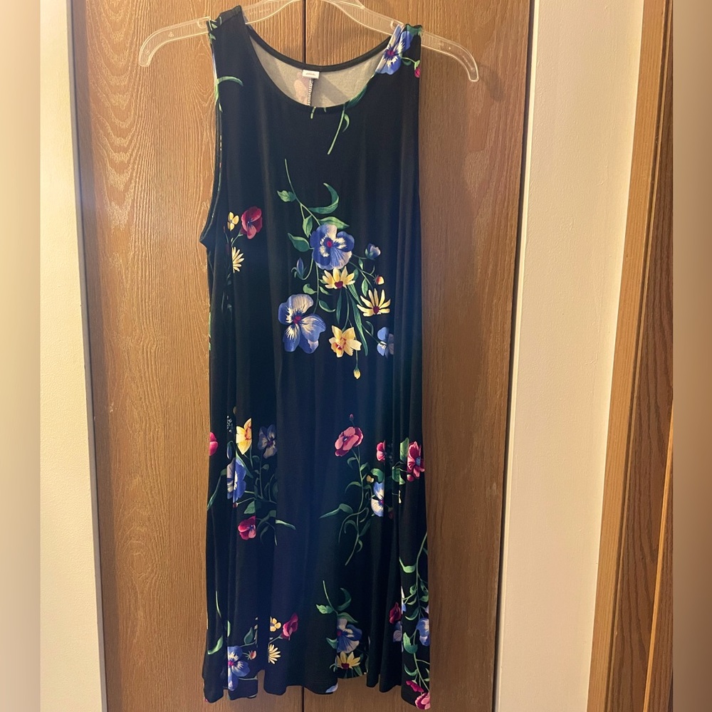 Old Navy Women’s Sleeveless Dress, Size: M, Color: Floral print